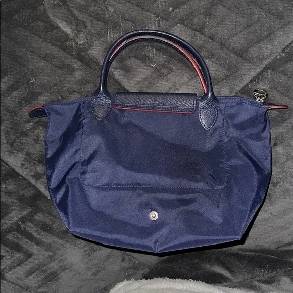Longchamp Navy Blue zip tote with red details and silver hardware - Picture 2 of 16